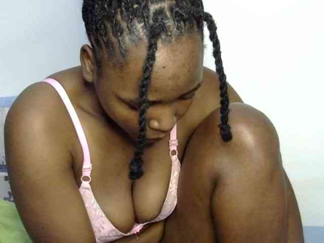 Sweet-ebony20 webcam