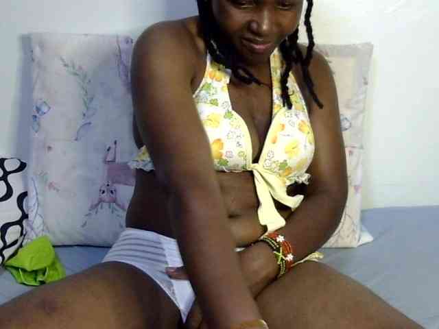 Sweet-ebony20 webcam