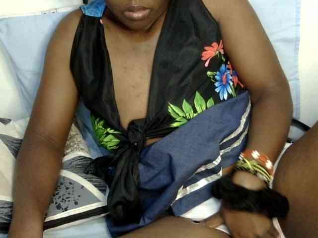 Sweet-ebony20 webcam