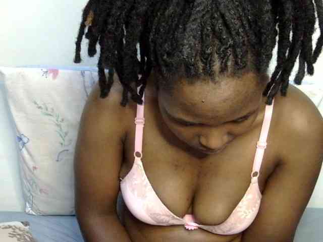 Sweet-ebony20 webcam
