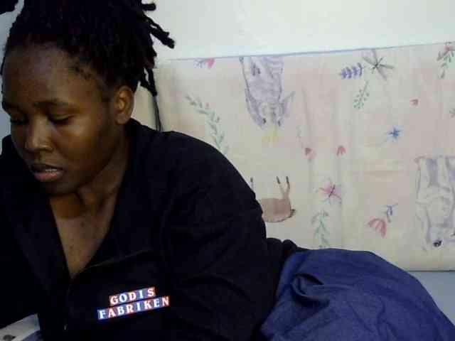 Sweet-ebony20 webcam