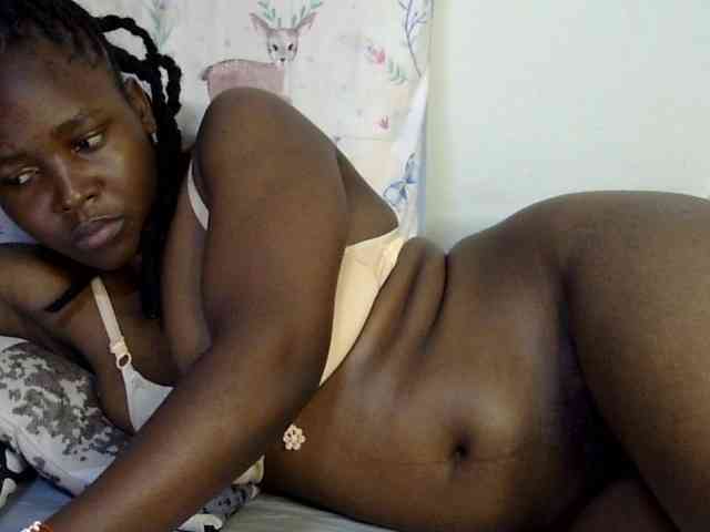 Sweet-ebony20 webcam