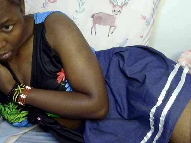 Sweet-ebony20 webcam