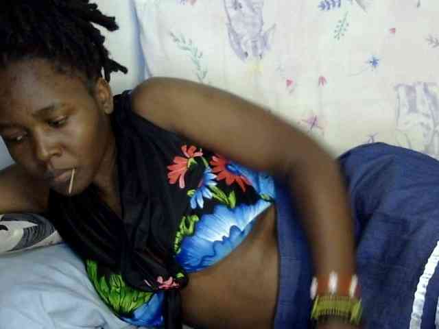 Sweet-ebony20 webcam