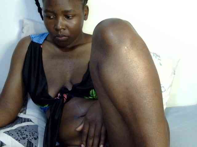 Sweet-ebony20 webcam