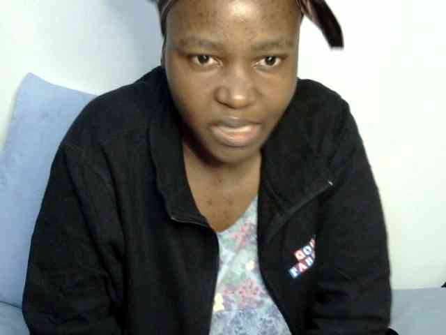 Sweet-ebony20 webcam