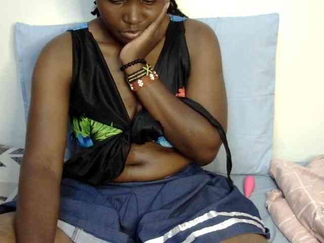 Sweet-ebony20 webcam