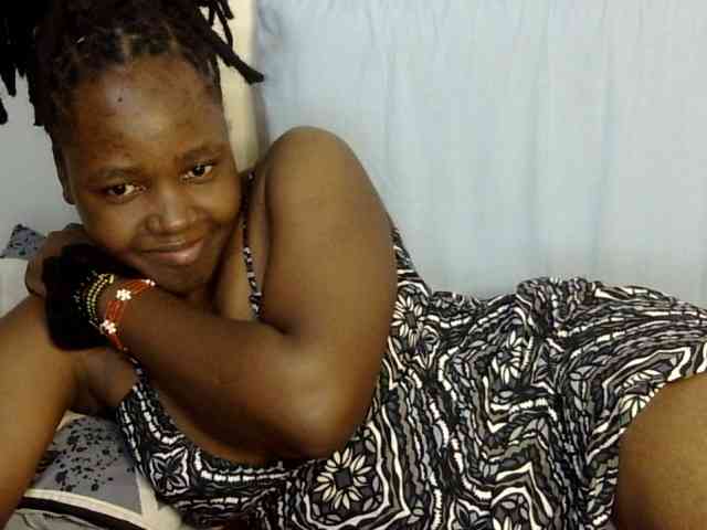 Sweet-ebony20 webcam