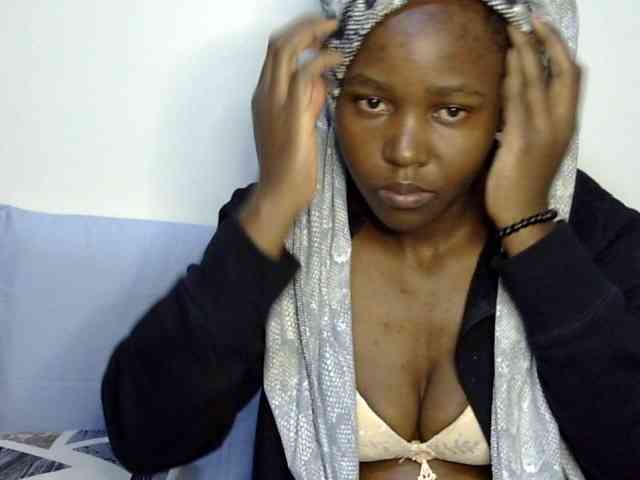 Sweet-ebony20 webcam