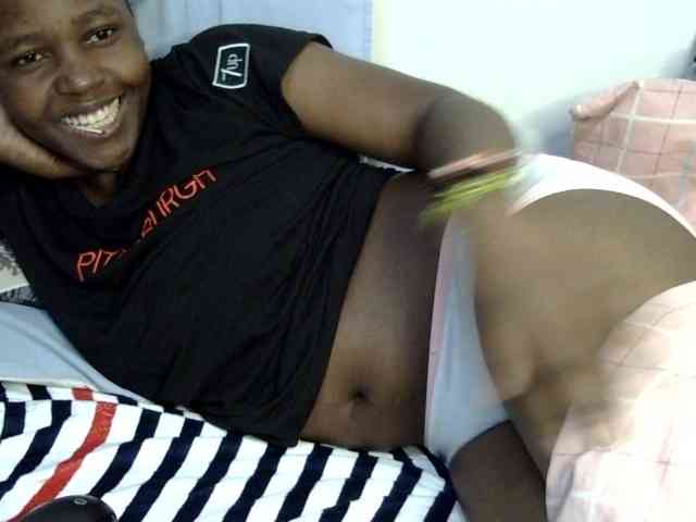 Sweet-ebony20 webcam