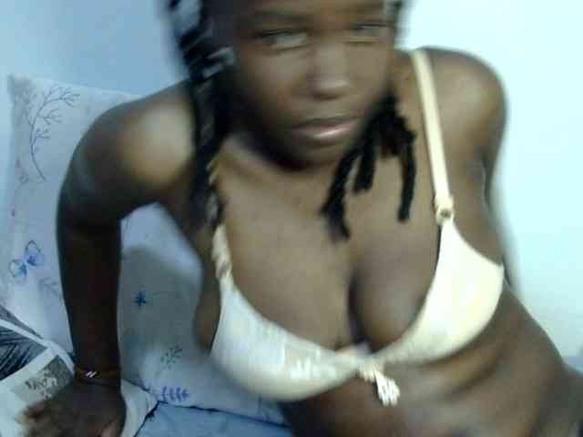 Sweet-ebony20 webcam