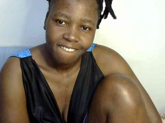 Sweet-ebony20 webcam
