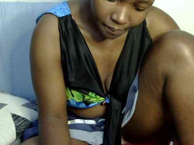 Sweet-ebony20 webcam