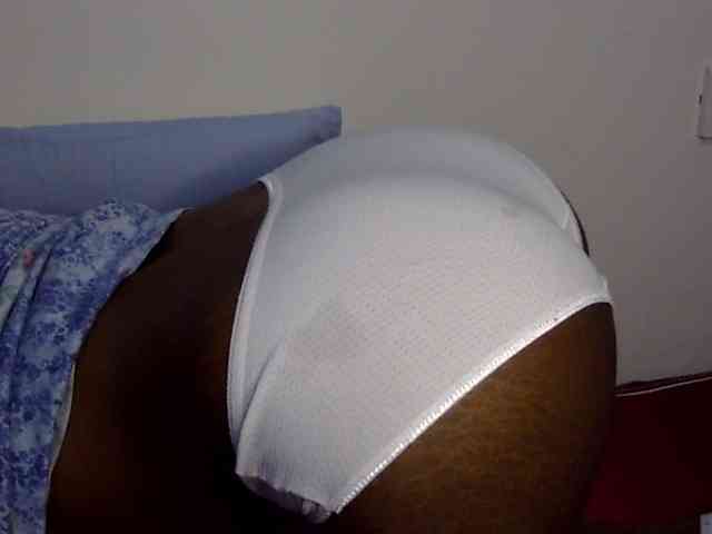 Sweet-ebony20 webcam