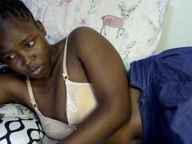 Sweet-ebony20 webcam