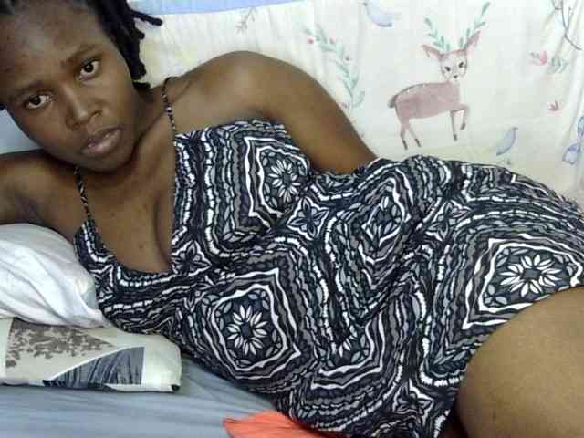 Sweet-ebony20 webcam
