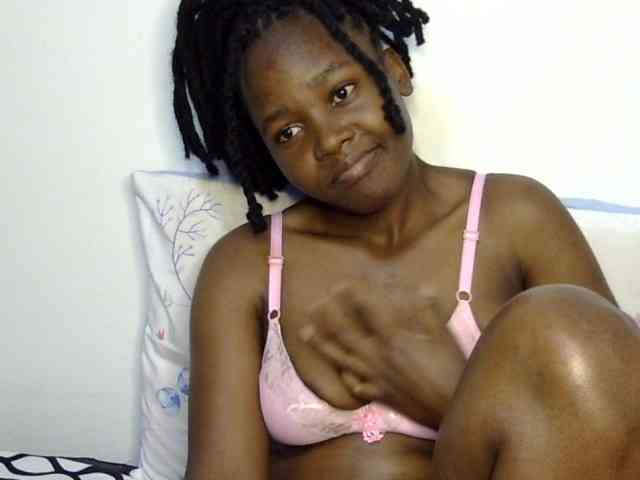 Sweet-ebony20 webcam