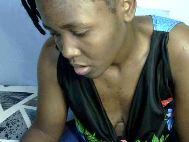 Sweet-ebony20 webcam