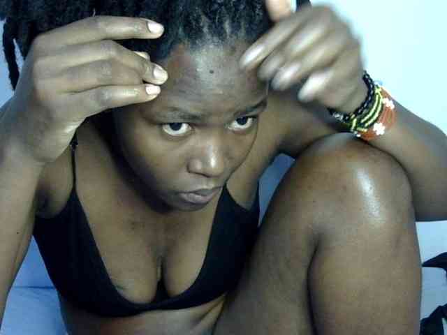 Sweet-ebony20 webcam