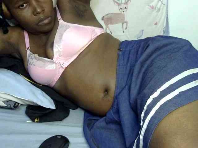 Sweet-ebony20 webcam