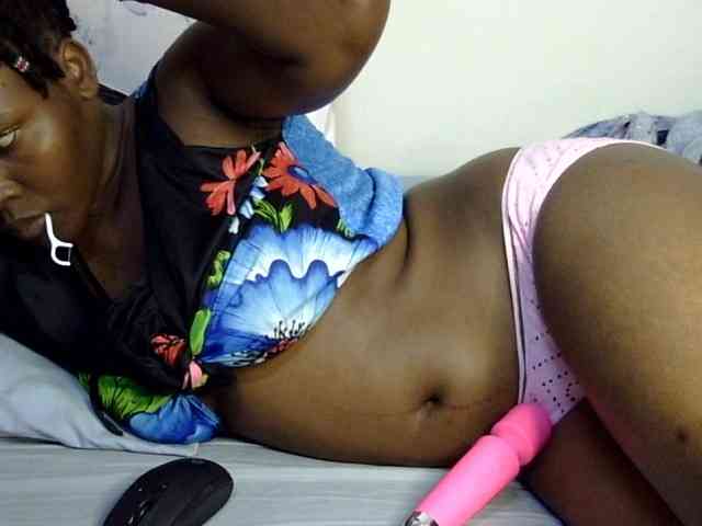 Sweet-ebony20 webcam