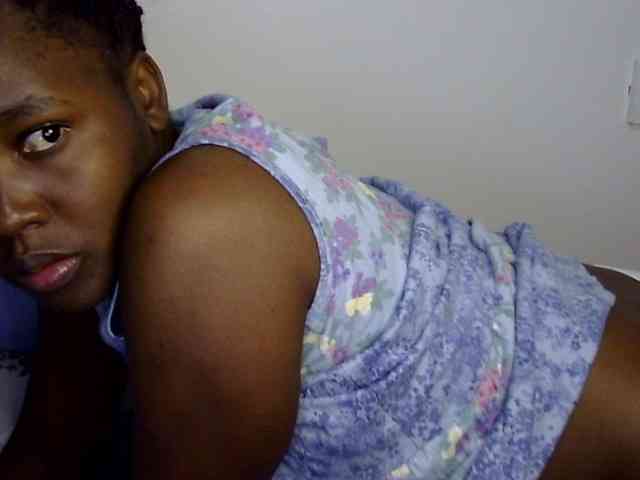 Sweet-ebony20 webcam