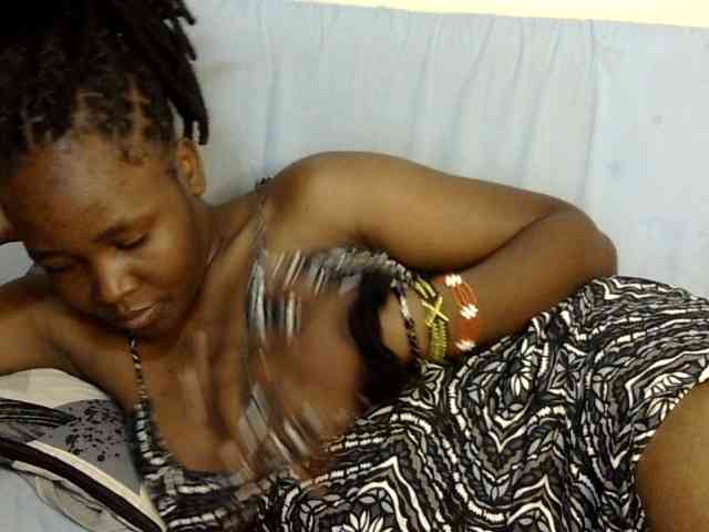 Sweet-ebony20 webcam