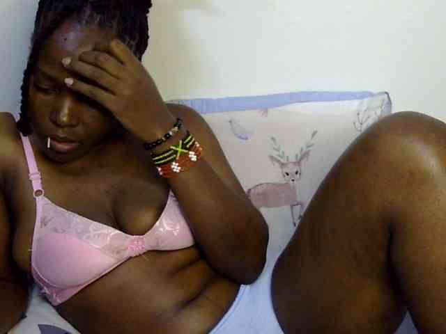 Sweet-ebony20 webcam