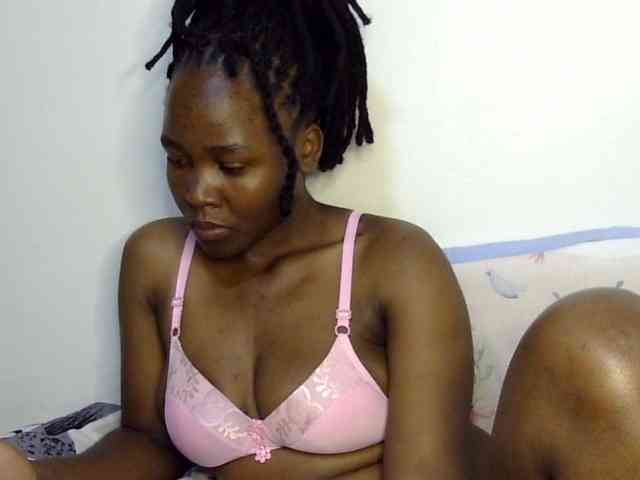 Sweet-ebony20 webcam