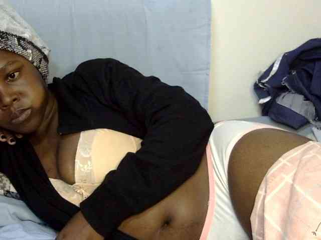 Sweet-ebony20 webcam