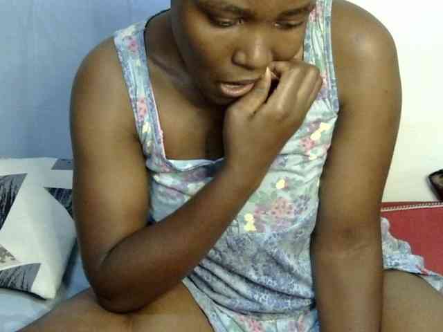 Sweet-ebony20 webcam