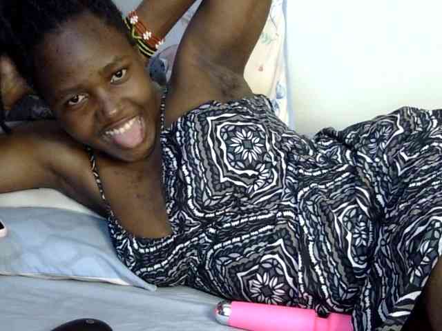 Sweet-ebony20 webcam