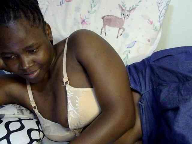 Sweet-ebony20 webcam