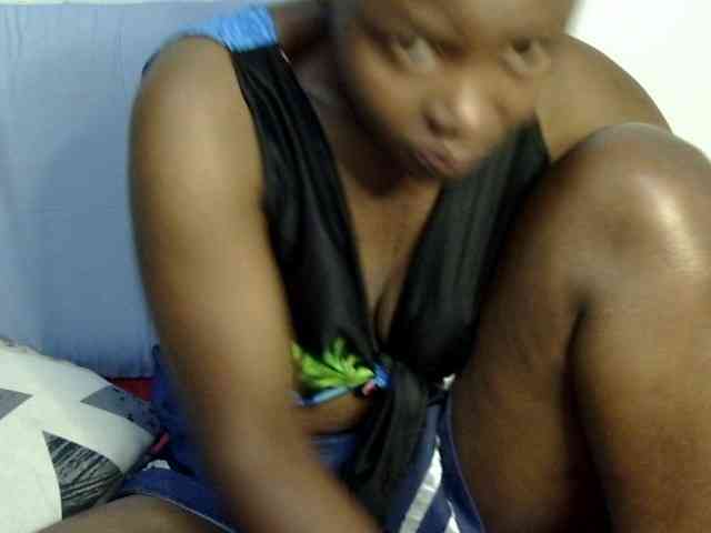 Sweet-ebony20 webcam