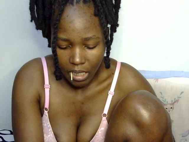 Sweet-ebony20 webcam