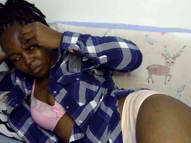 Sweet-ebony20 webcam