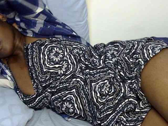 Sweet-ebony20 webcam