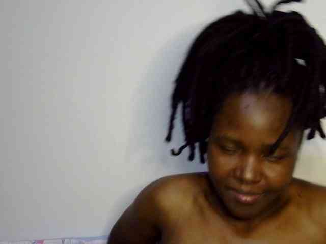 Sweet-ebony20 webcam