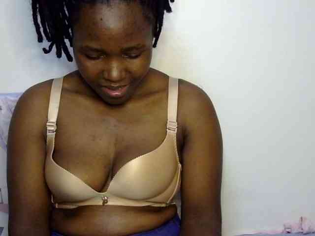 Sweet-ebony20 webcam