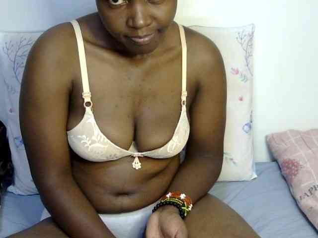 Sweet-ebony20 webcam