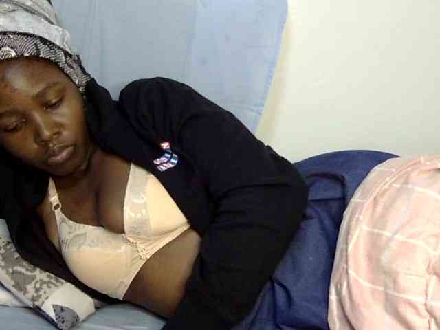 Sweet-ebony20 webcam