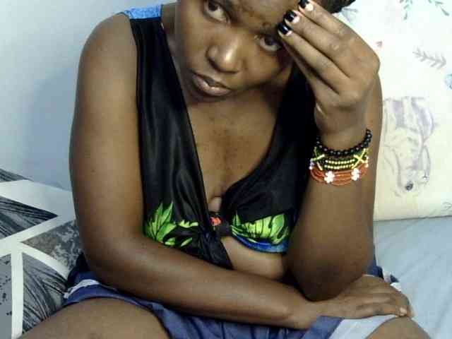 Sweet-ebony20 webcam