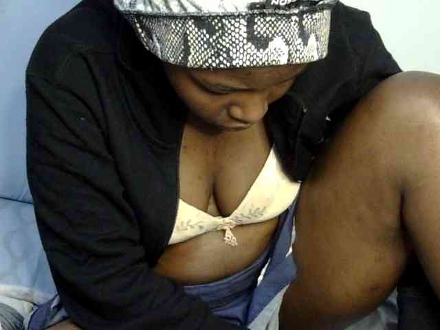 Sweet-ebony20 webcam