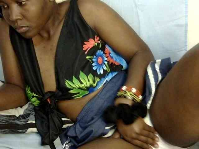 Sweet-ebony20 webcam