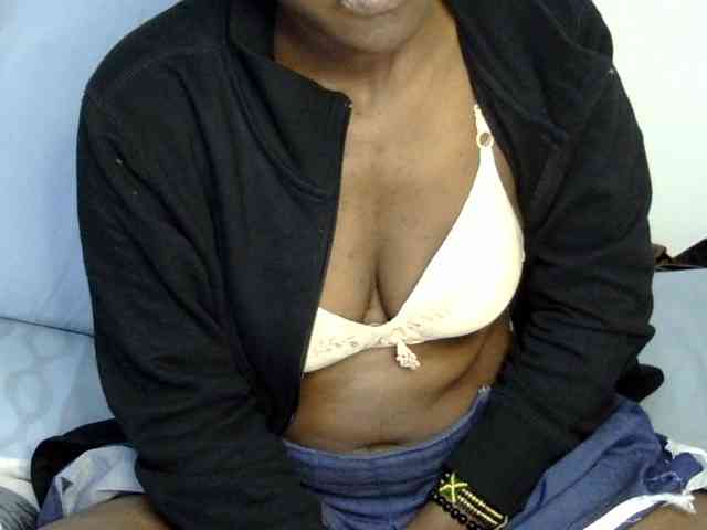 Sweet-ebony20