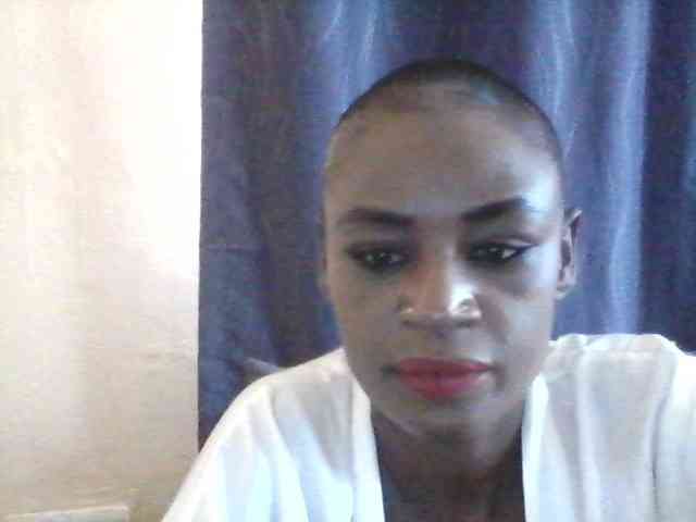 EbonyAshanti webcam