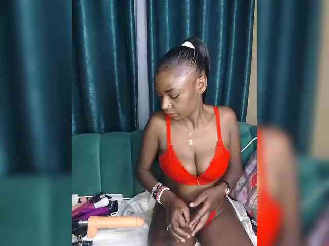 EbonyAshanti webcam