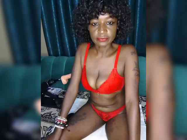 EbonyAshanti webcam
