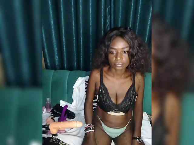 EbonyAshanti webcam