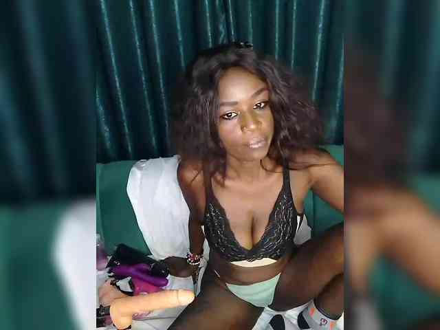 EbonyAshanti webcam